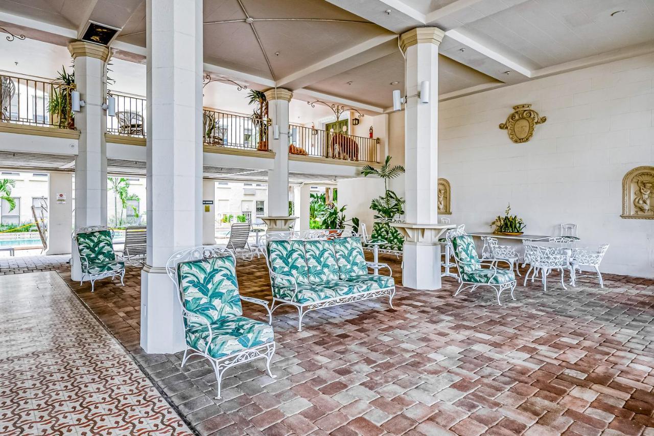 Palm Rising Hotel