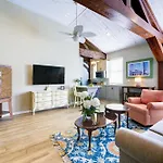 Orchid Suites - Historic Palm Beach Hotel Condominium