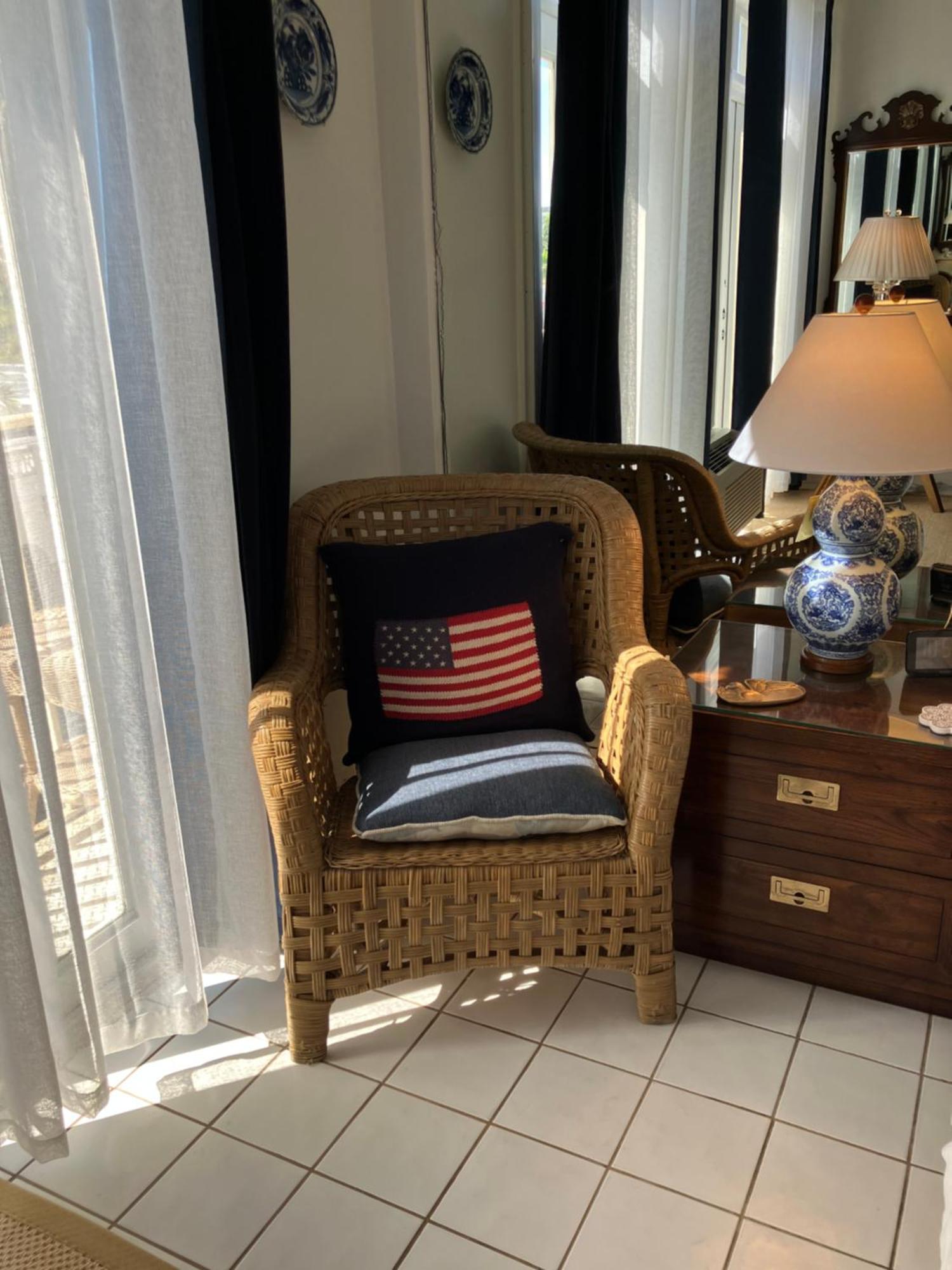 Orchid - Historic Palm Apartment